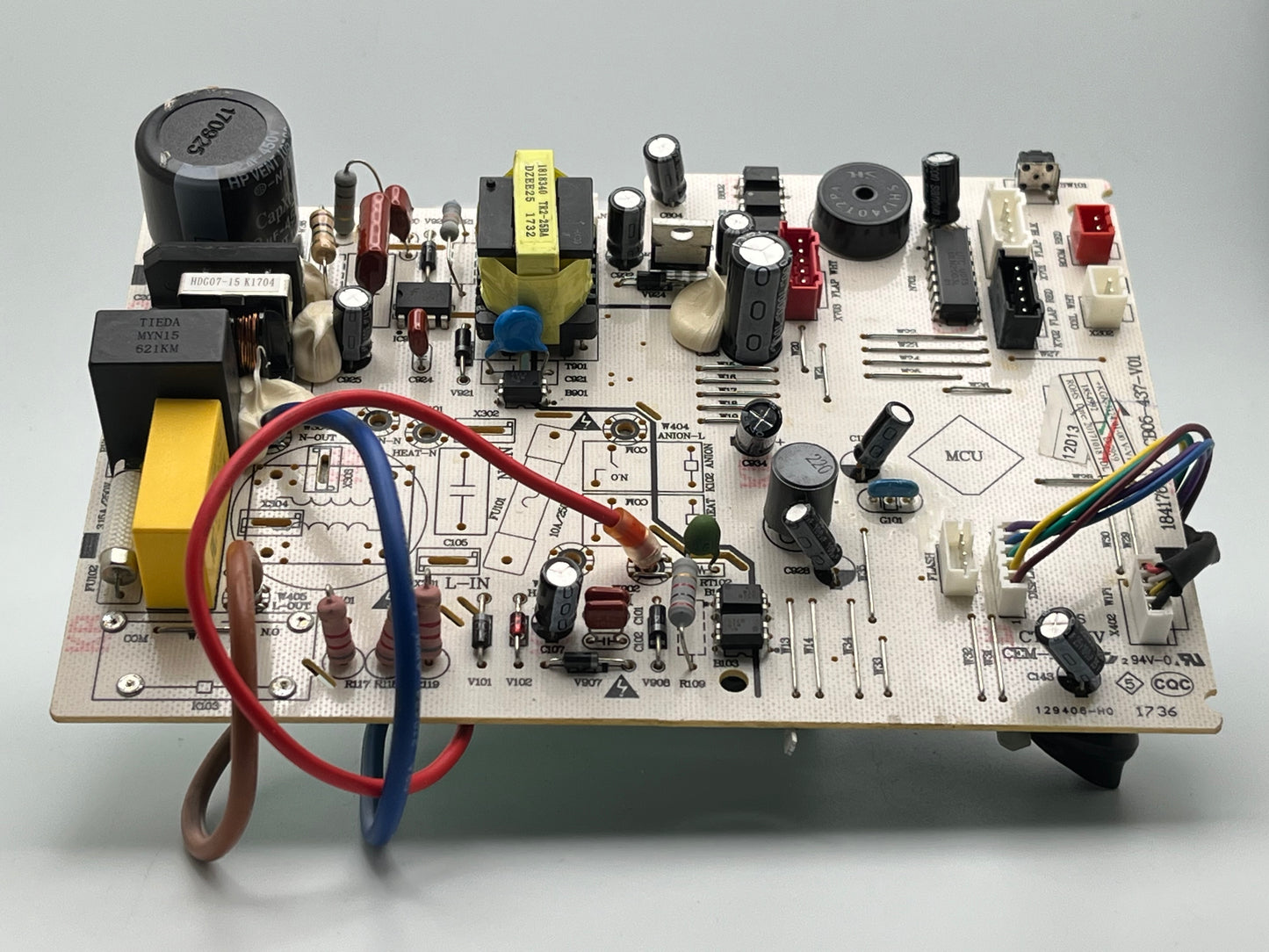HISENSE 220V AC 60Hz Indoor Unit Control Board for 18K BTU Ductless Mini-Split DC Fan Motor Evaporator PCB05-437-V01