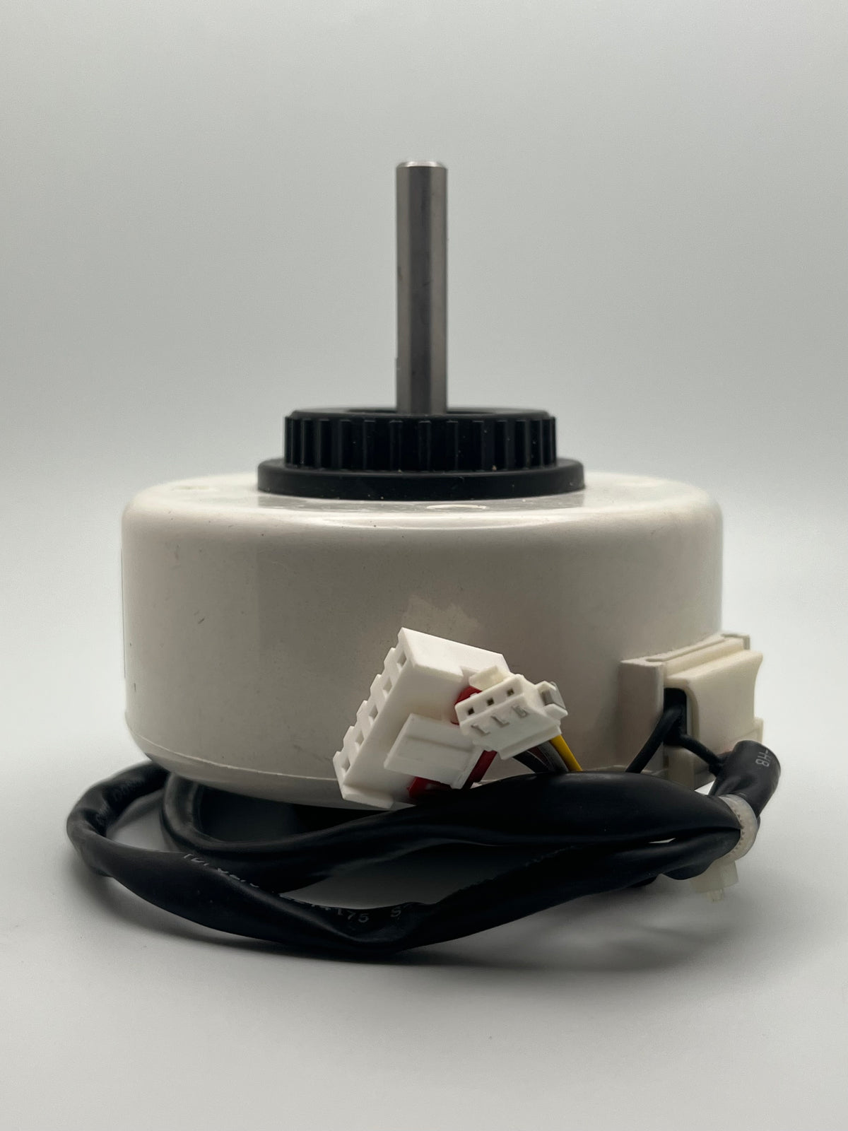 YYK18-4A Indoor Fan Motor for AUX Mini-Split Evaporator 230V AC 18W 4P 0.19A